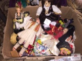 Lot of travel dolls, some needing repair