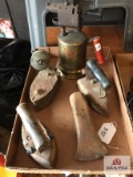 Lot blowtorch and vintage irons