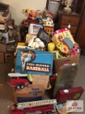 Large lot of children's toys and toy parts