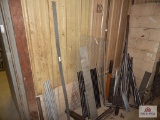 1 Lot of miscellaneous pipe, grating and all thread