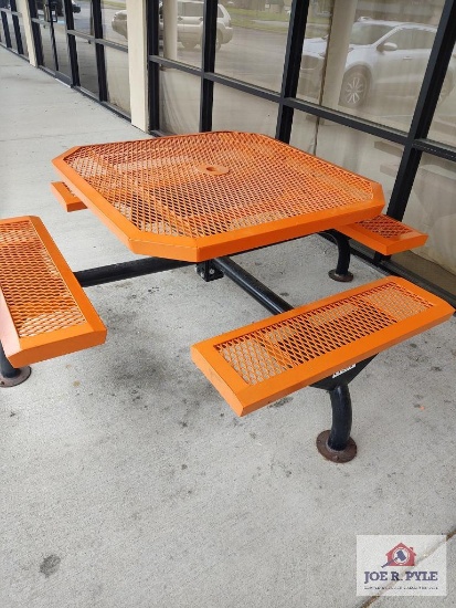 Picnic Table (You Must Unbolt From pavement)