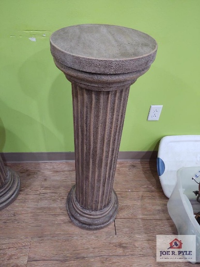 Approx. 36" Pillar