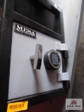 Mesa Safe (No Combination)