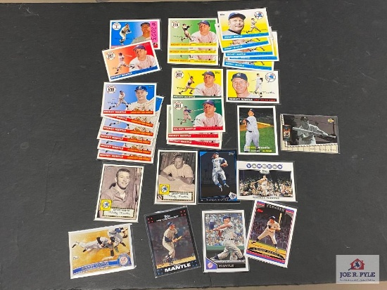 30 Different recent Mickey Mantle cards