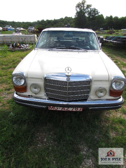 1972 Mercedes Vin# 11402312006033 Miles 25991