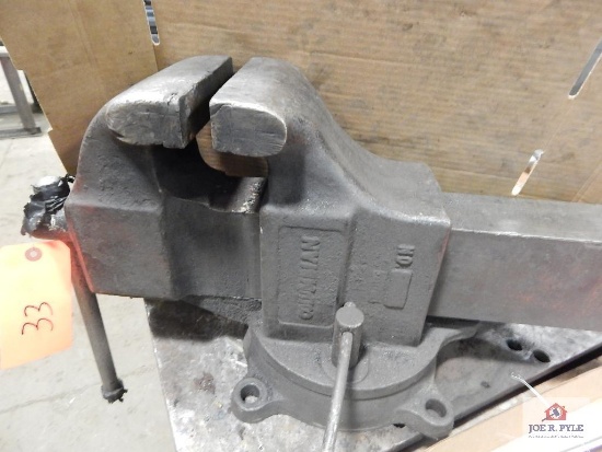 Large Columbian bench vise