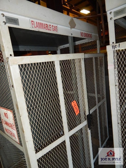 Cylinder cage