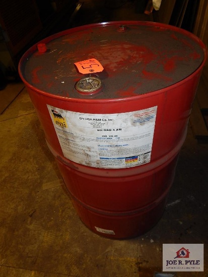 Barrel of AW96 hydraulic oil