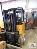 Caterpillar M100B electric forklift Serial # Z98R00121, 4869 hours