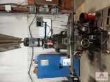 Industrial Machinery milling machine w/ digital read out