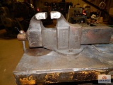 Large bench vise