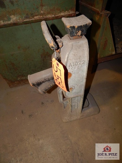 Aluminum railroad jack