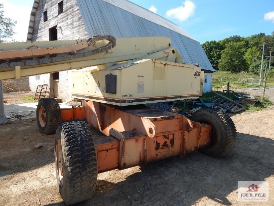 JLG 2WD manlift w/ 110' reach VIN: 001707 0300016754