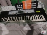 Yamaha Keyboard Model E213