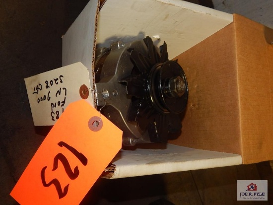 1983 Ford LW 9000 alternator
