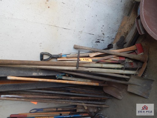 1 Lot of hand tools