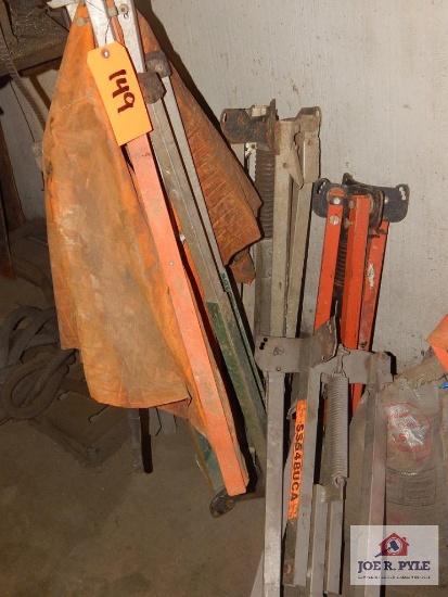 Wind resistant sign stands