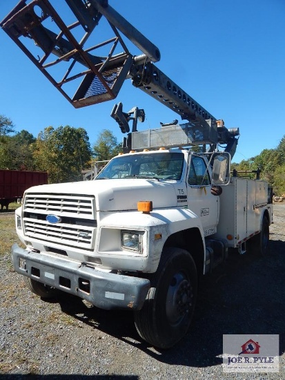 1991 Ford F800 bucket truck w/ Onan commercial 6500 generator VIN: 1FDXK84AONVA13914