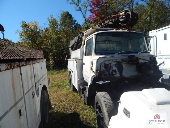 1980 Ford 7000 digger truck (no motor) VIN: R70UVGG9809