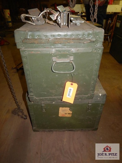 2 Shipping crates
