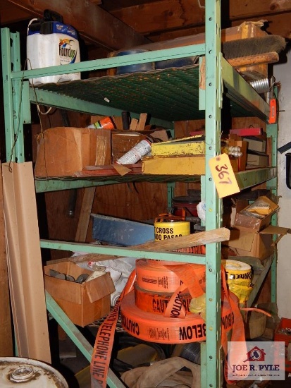 Heavy duty pallet racking