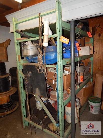 Heavy duty pallet shelving