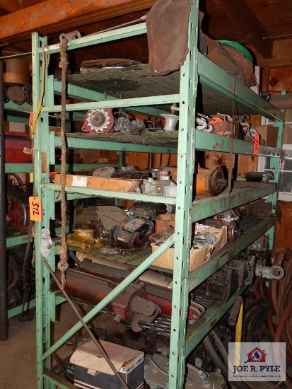 Heavy duty pallet shelving