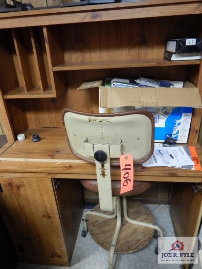 Desk & chair