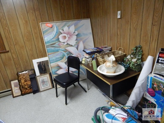 Remainder contents of room - prints, paintings, etc.