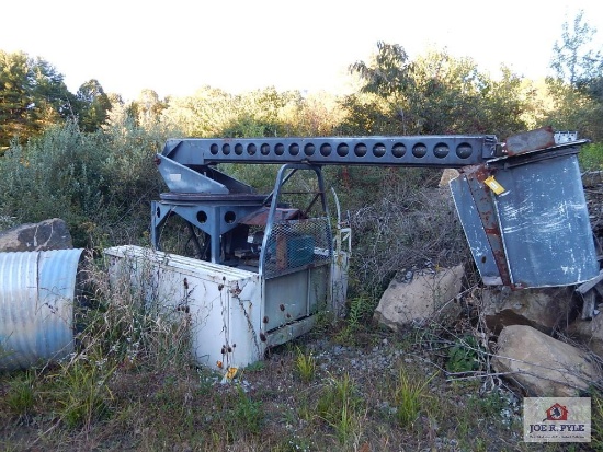 Bucket truck bed w/ bucket & Oran commercial 4500 generator
