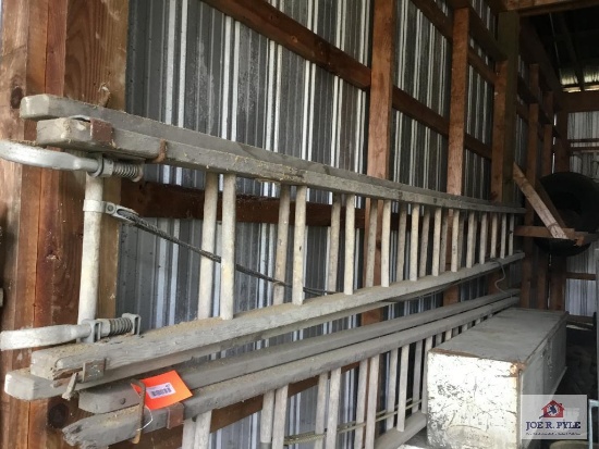 Wooden extension ladders