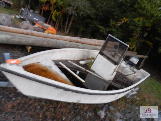 Fiberglass boat - no title & no trailer