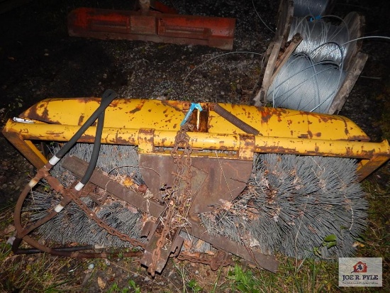 Hydraulic boom