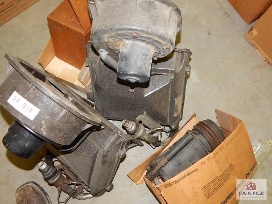 AC 3010324/SAE-AIR 60, 3017205/SAE-AIR 60, two '71 Electra AC pumps