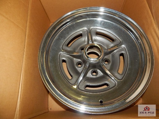 Buick chrome wheels NOS, deep bolts "67" gray