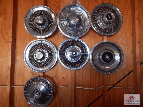 7 Hubcaps