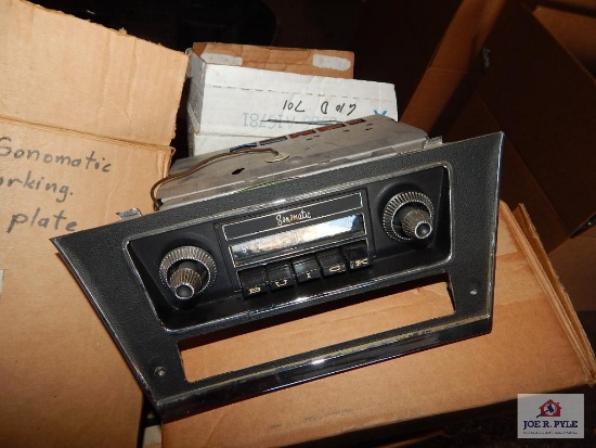 65 Riviera Sonomatic radio w/ face plate, r. axle control arm & speakers