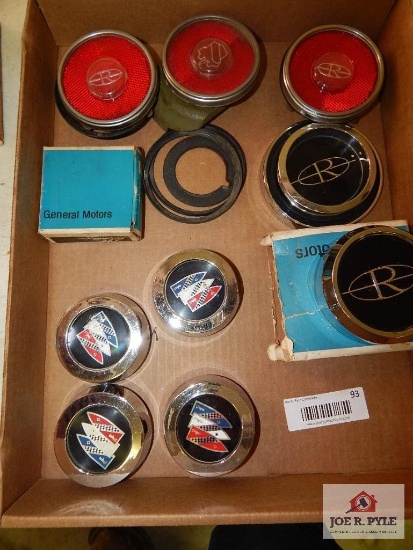 Buick hub cap centers