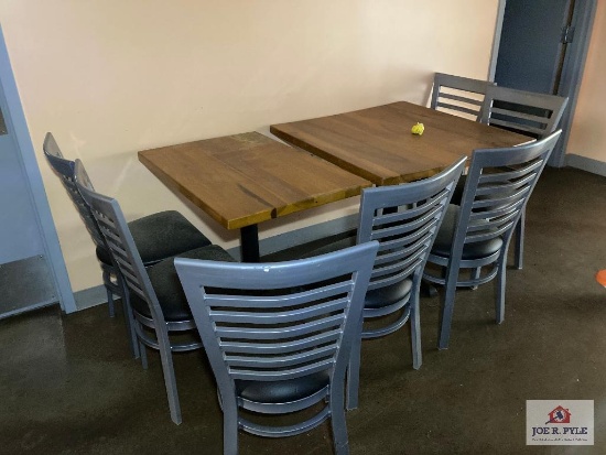 2' & 3' wood tables & 7 metal chairs