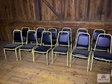 Lot 12 metal chairs & wood table