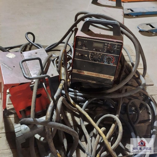 Lincoln electric Intertec V300-pro welder