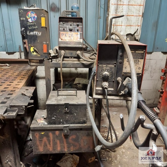 Lincoln electric V300-pro w/ stand & toolboxes