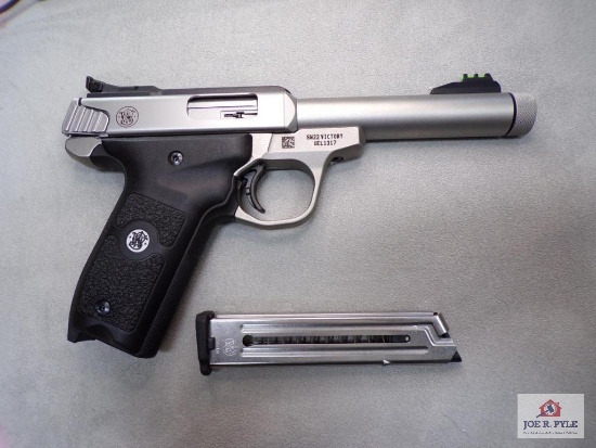 Smith & wesson Model SW22 Victory .22 LR | SN: UEL1317
