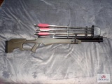 Umarex Airsaber Arrow Rifle Airgun with Axeon scope