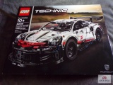 Lego new in box Porsche 911 RSR Technic model kit 42096