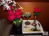 Lot of decorative floral arrangements with tray and tea light holder
