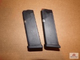Flat of 2 clips and ammunition for Glock 40 caliber