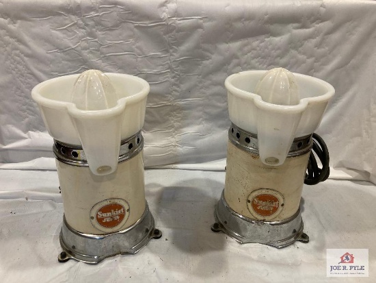 Sunkist No 2700 Juicit juicer 9" x 5", tested