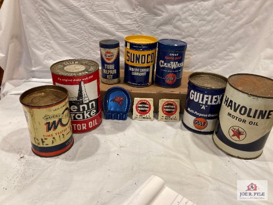Vintage oil cans& advertising: Penn Drake, Waverly, Sunoco, Gulflex, Havoline, etc