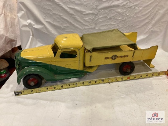 Vintage pressed steel Buddy L Ice Truck 81/2" x 3 1/2"